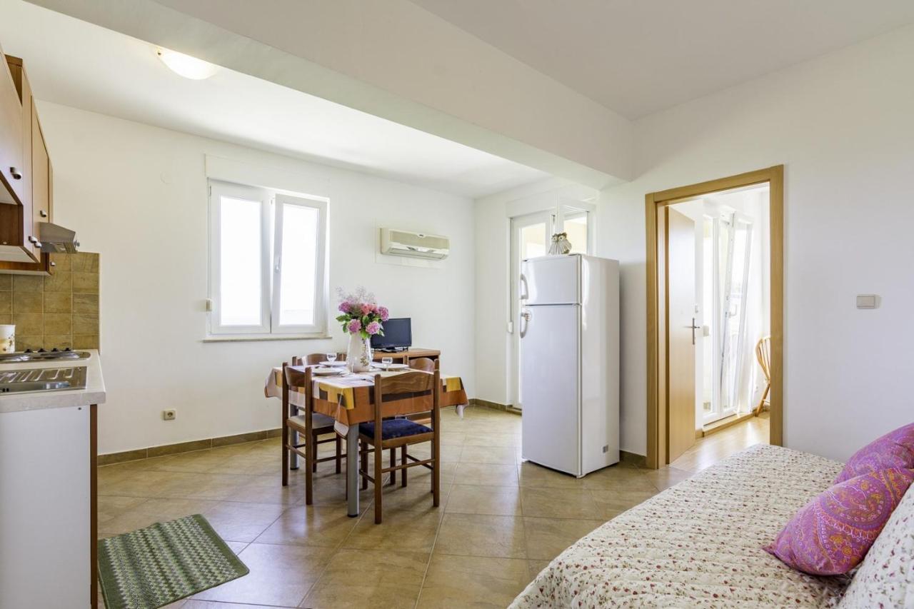 Apartments Monte Rosso Савудрия Экстерьер фото