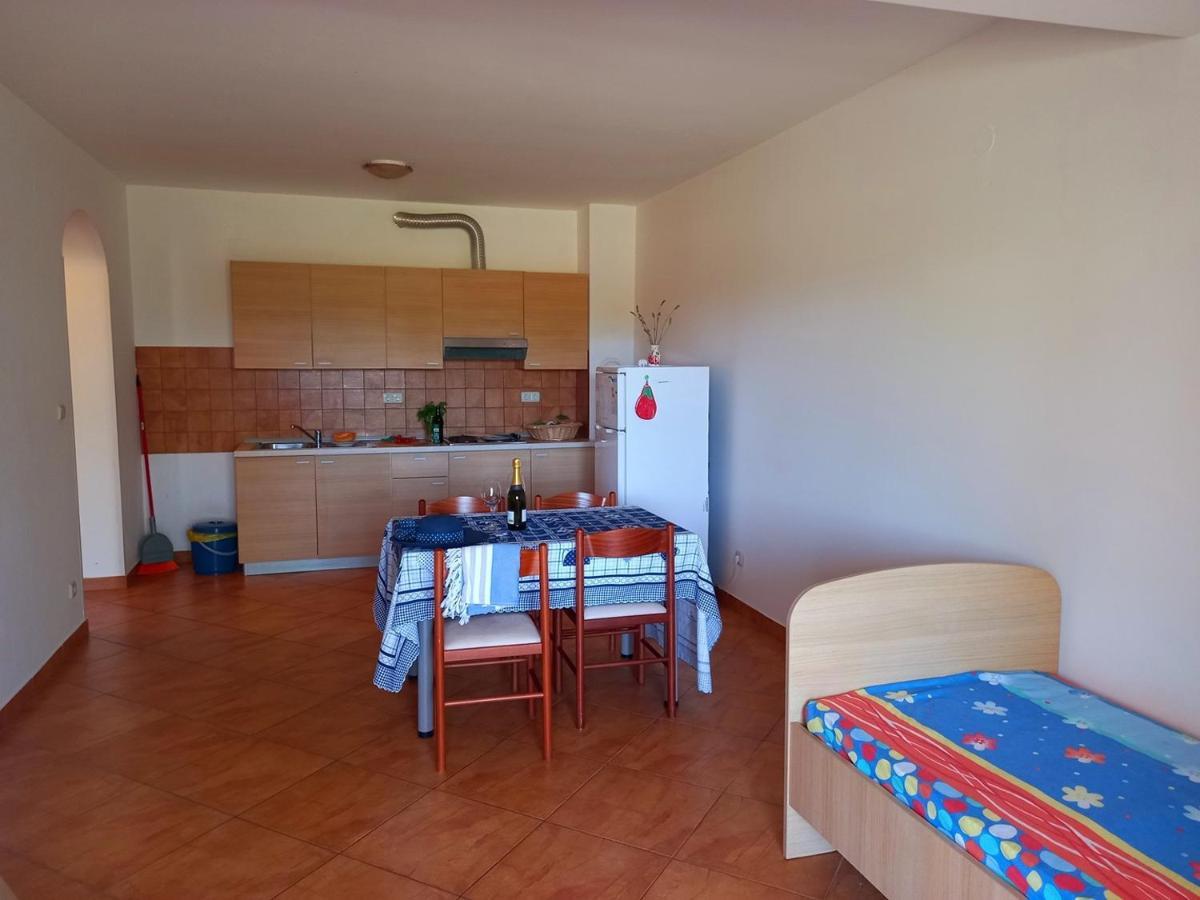 Apartments Monte Rosso Савудрия Экстерьер фото